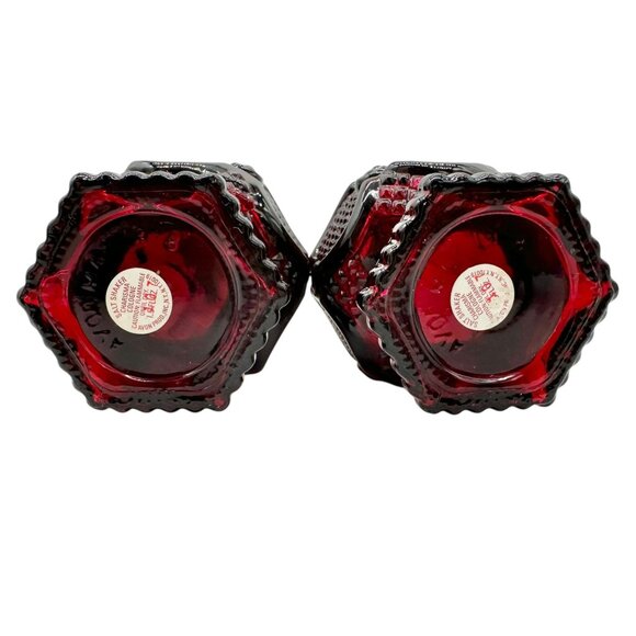 Vintage Avon Charisma Cologne Salt Shakers Set Of 2 Red Glass Hexagon Base - Picture 4 of 7